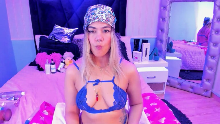 AngelinaDustin's Streamate show and profile