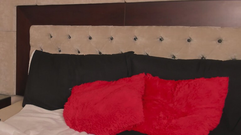 RubbyRizzo's Streamate show and profile