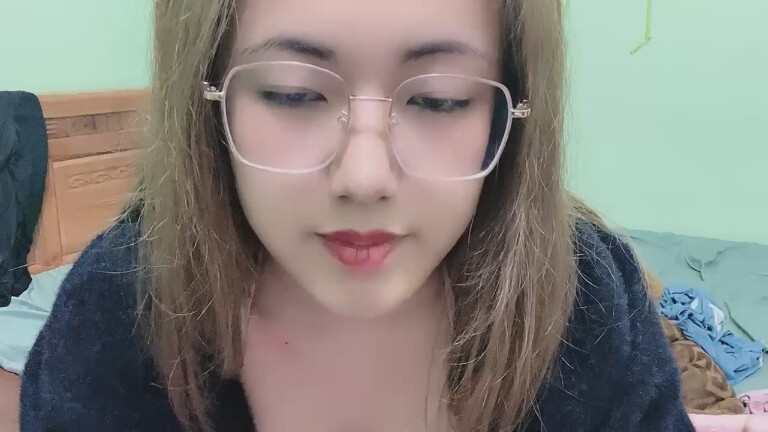 Holla0503's Streamate show and profile