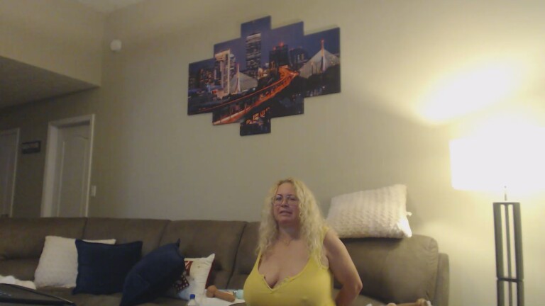 misstish's Streamate show and profile