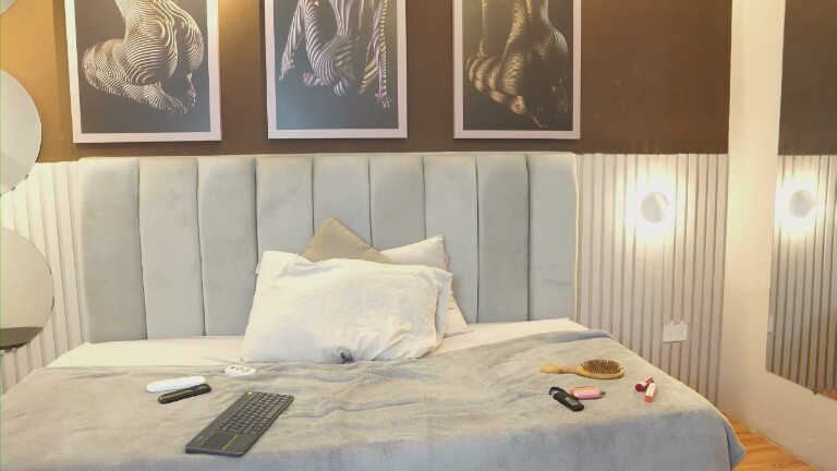 ZoeyBells's Streamate show and profile