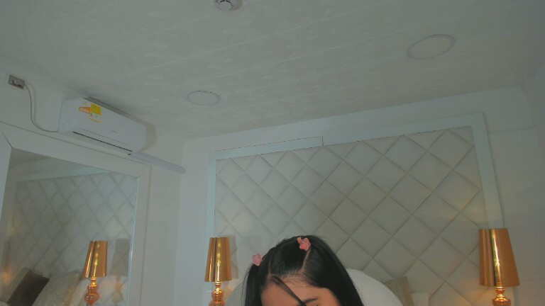 Sussan_White's Streamate show and profile