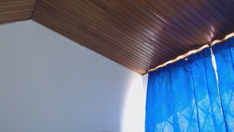 LAURAMARLYN33's Streamate show and profile