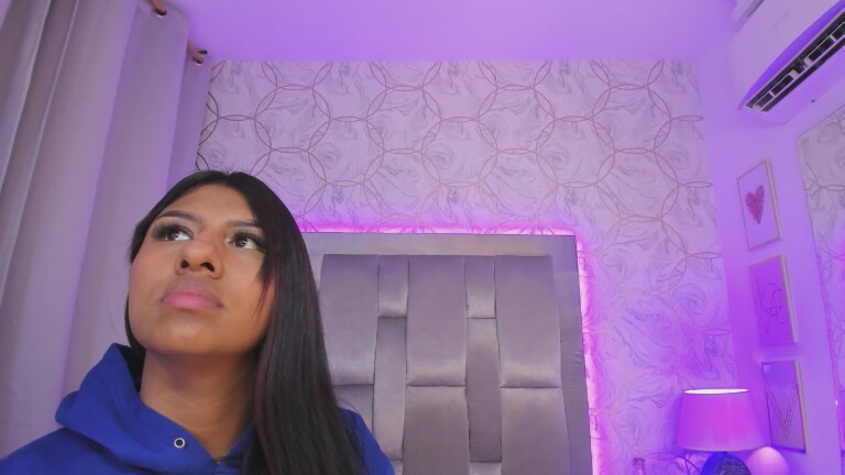 CristallCarigton's Streamate show and profile