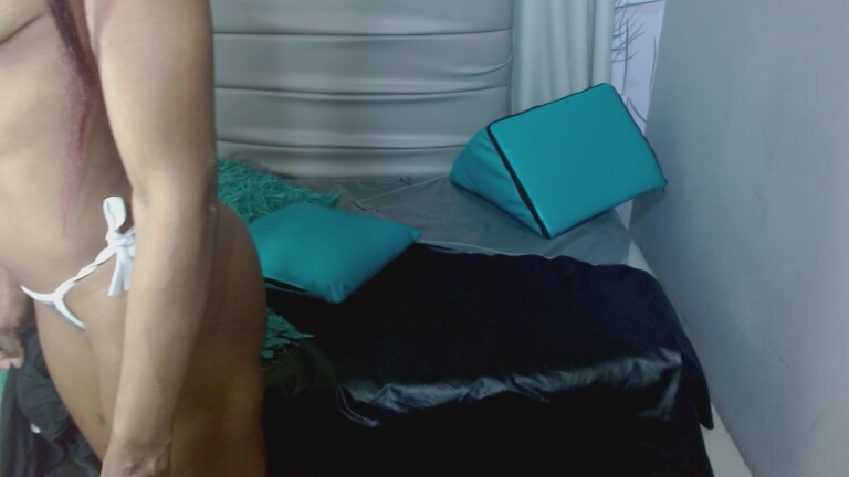 charlottecolliins's Streamate show and profile