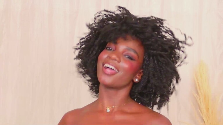 YaraDavis's Streamate show and profile