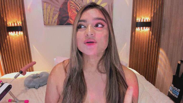 CamilaChanel's Streamate show and profile