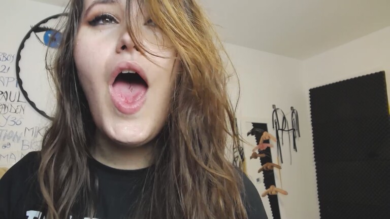 SYIA's Streamate show and profile