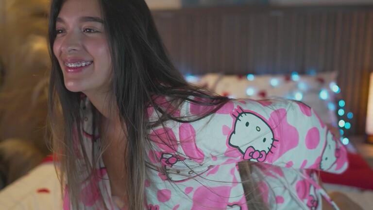 SofiaCrouchss's Streamate show and profile