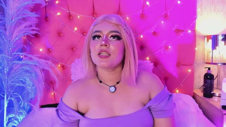 SakuraDilucas's Streamate show and profile