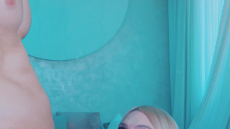 DenLina's Streamate show and profile