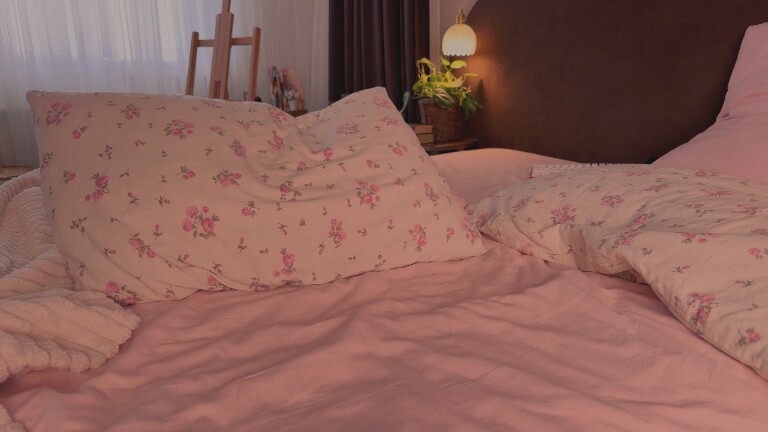 BimboFawn's Streamate show and profile