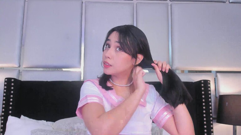 EmilyBlack69's Streamate show and profile