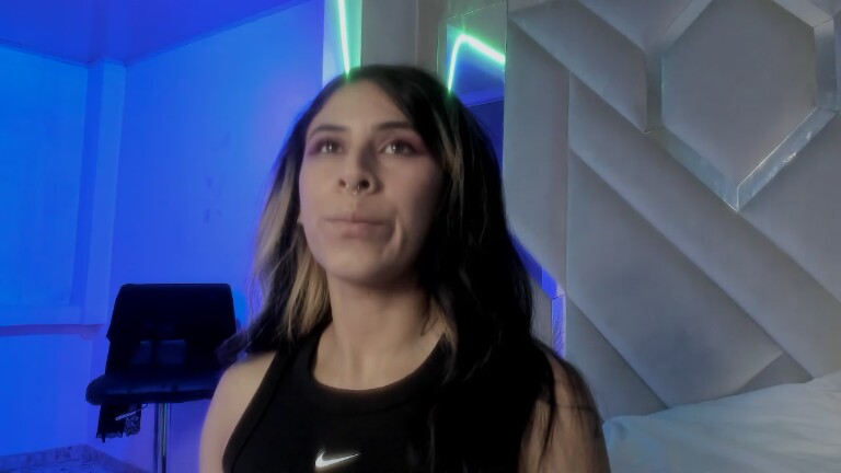 SaaraFoox's Streamate show and profile