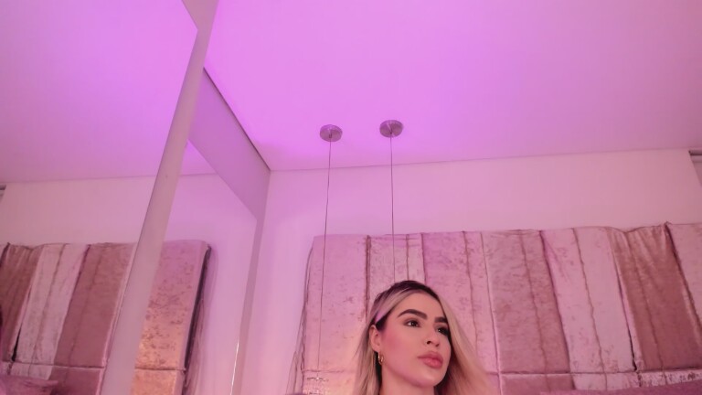 AmyBelmontt's Streamate show and profile