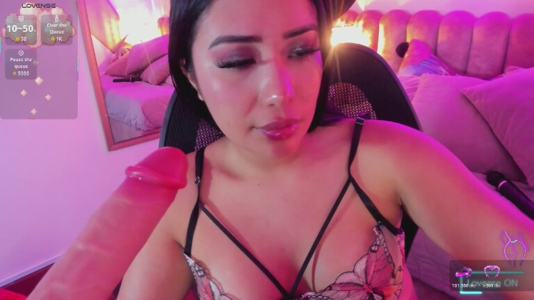 alicekigsley's Streamate show and profile