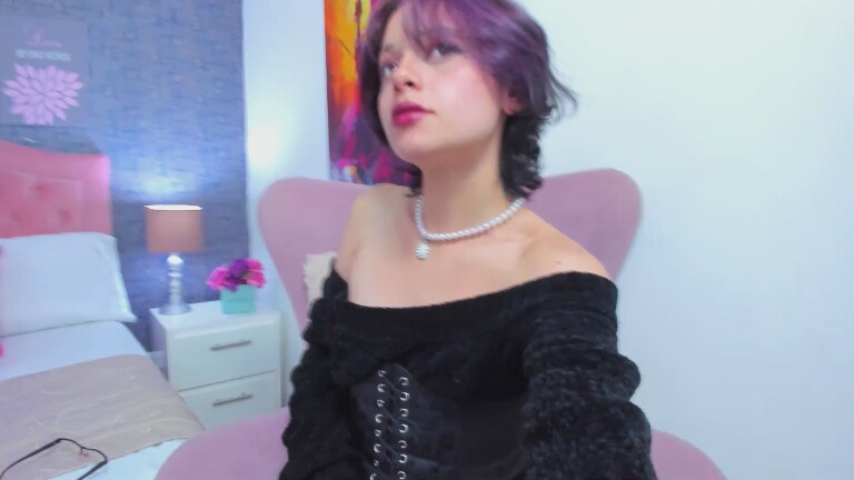 VioletteClain's Streamate show and profile