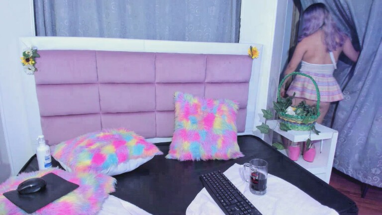 evee_s's Streamate show and profile