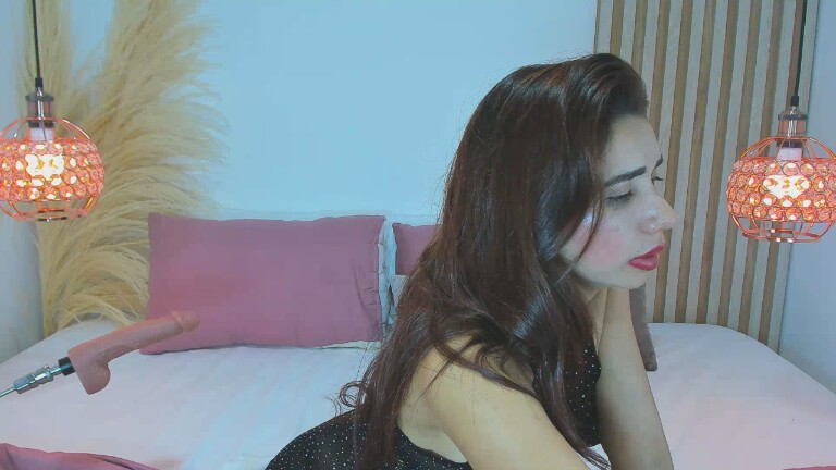 BellaSweet's Streamate show and profile