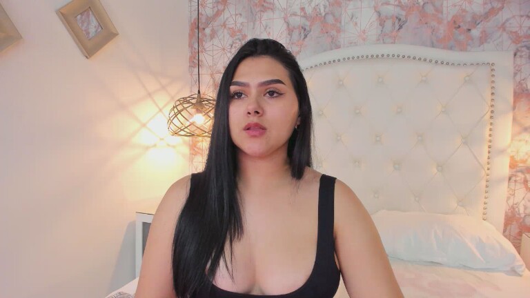 SaharaLyn's Streamate show and profile