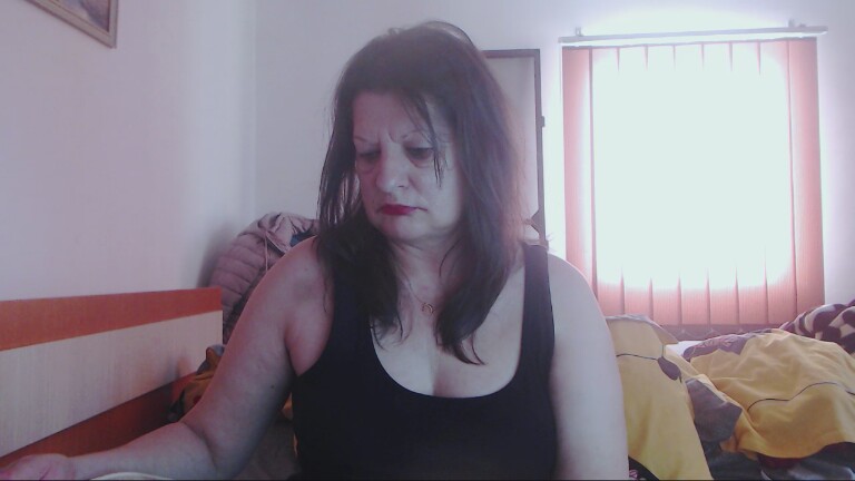 ExtasyMature's Streamate show and profile