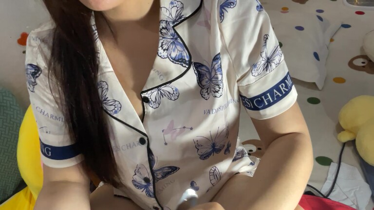 NinaBeii's Streamate show and profile