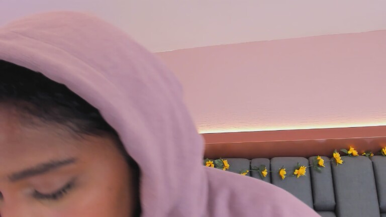 LIISAMENDEZ's Streamate show and profile