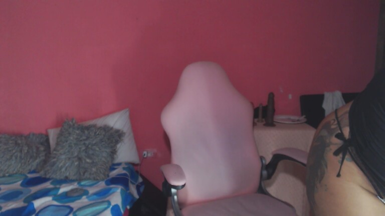 Ivy_Roo's Streamate show and profile