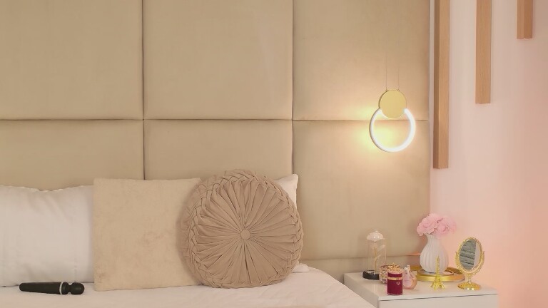 GiaRosset's Streamate show and profile