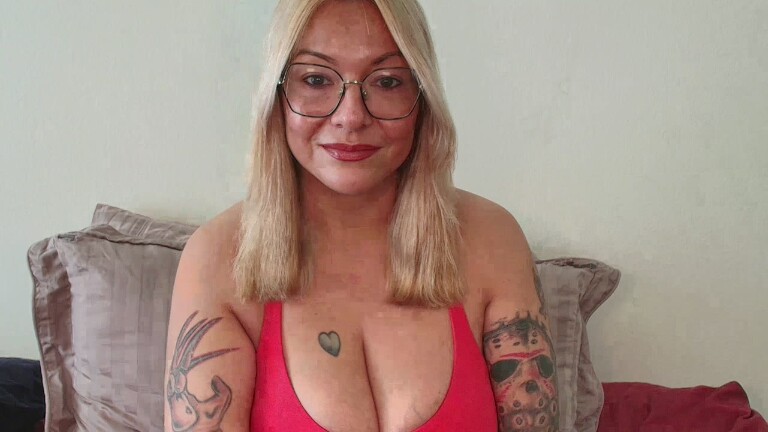 Cat_xx's Streamate show and profile