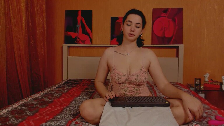 GlamNova's Streamate show and profile