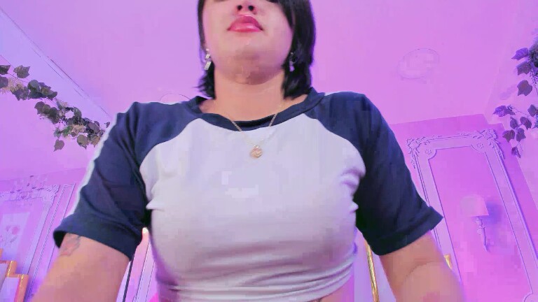 NaraSuarez's Streamate show and profile