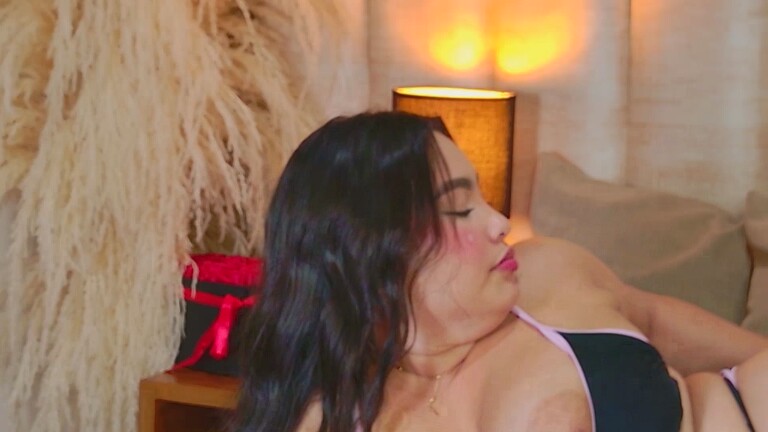 Evelin_Lombardi's Streamate show and profile