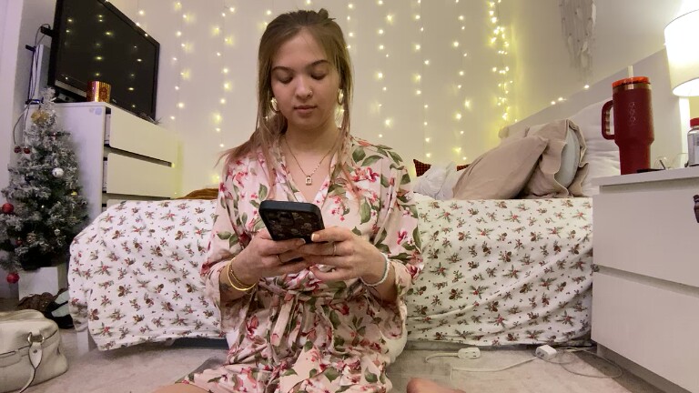 kaceyakhila's Streamate show and profile