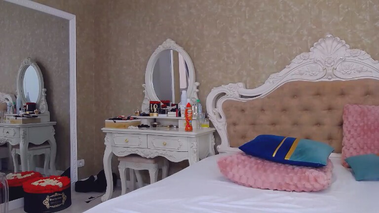 NataliaRed's Streamate show and profile