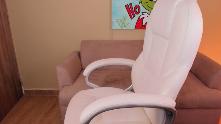 SabrinnaAdams's Streamate show and profile