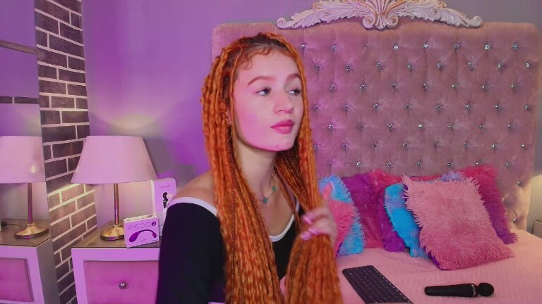 AdelaineBestt's Streamate show and profile