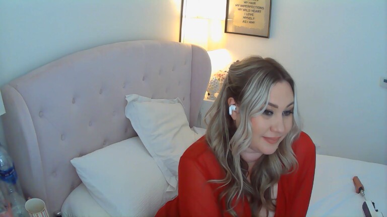 Scarlettsteelexo's Streamate show and profile