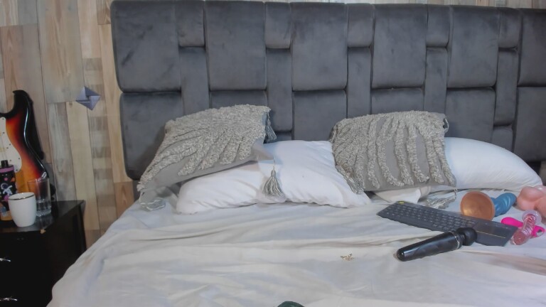 ZoeySpeart's Streamate show and profile