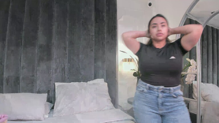 MaraMoore's Streamate show and profile