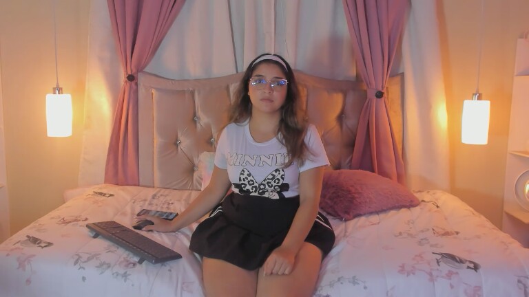 MarianBlazee's Streamate show and profile