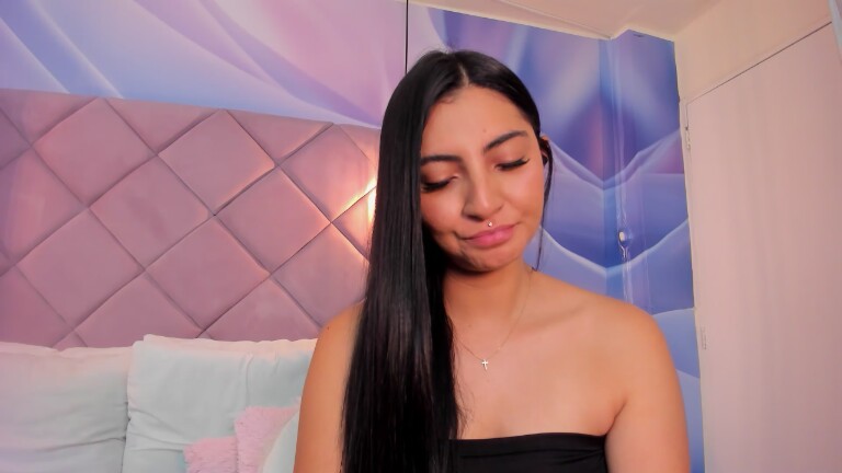 ViolletaRosse's Streamate show and profile