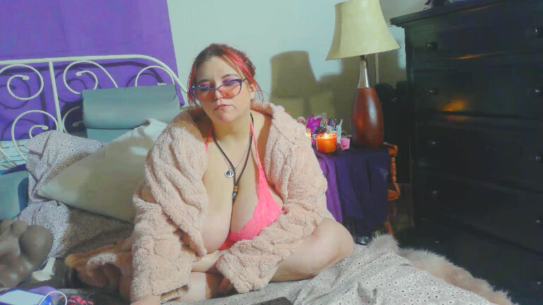 G0lden_Are0las's Streamate show and profile