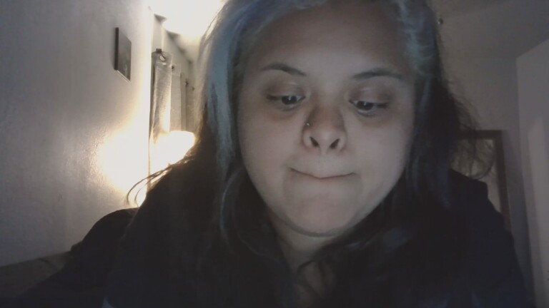 CutieIsMean's Streamate show and profile