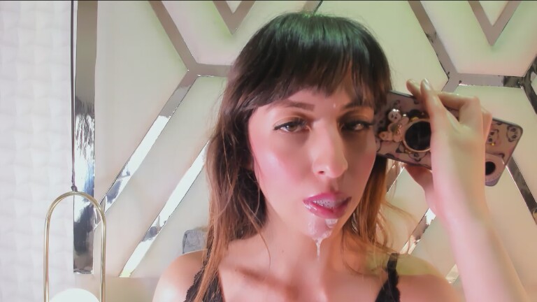 AriaPure's Streamate show and profile