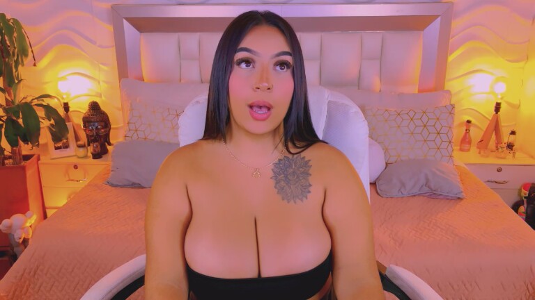 MartinaPiero's Streamate show and profile