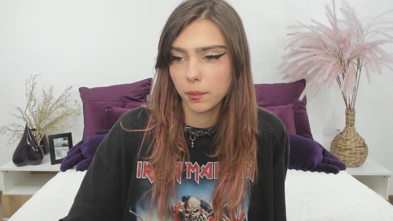 InnaMoratis's Streamate show and profile