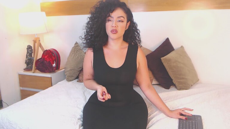 SeleneRisso's Streamate show and profile