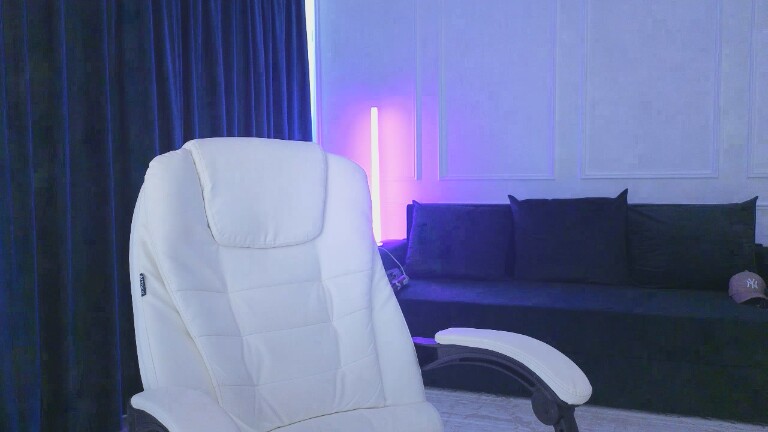 ASHLLEENA's Streamate show and profile