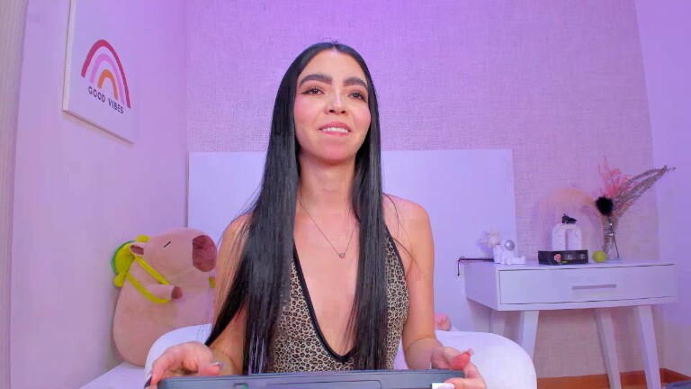 OliviaPagani's Streamate show and profile